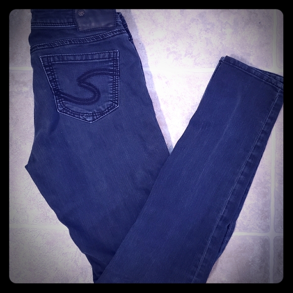 Silver Jeans - Picture 1 of 1